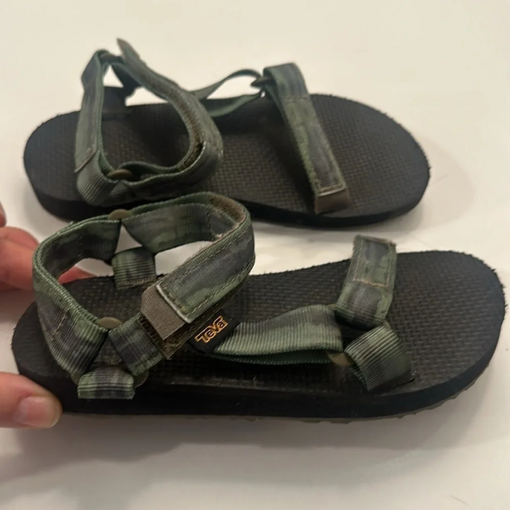 Kid's Original Universal green ombré Sandals K1